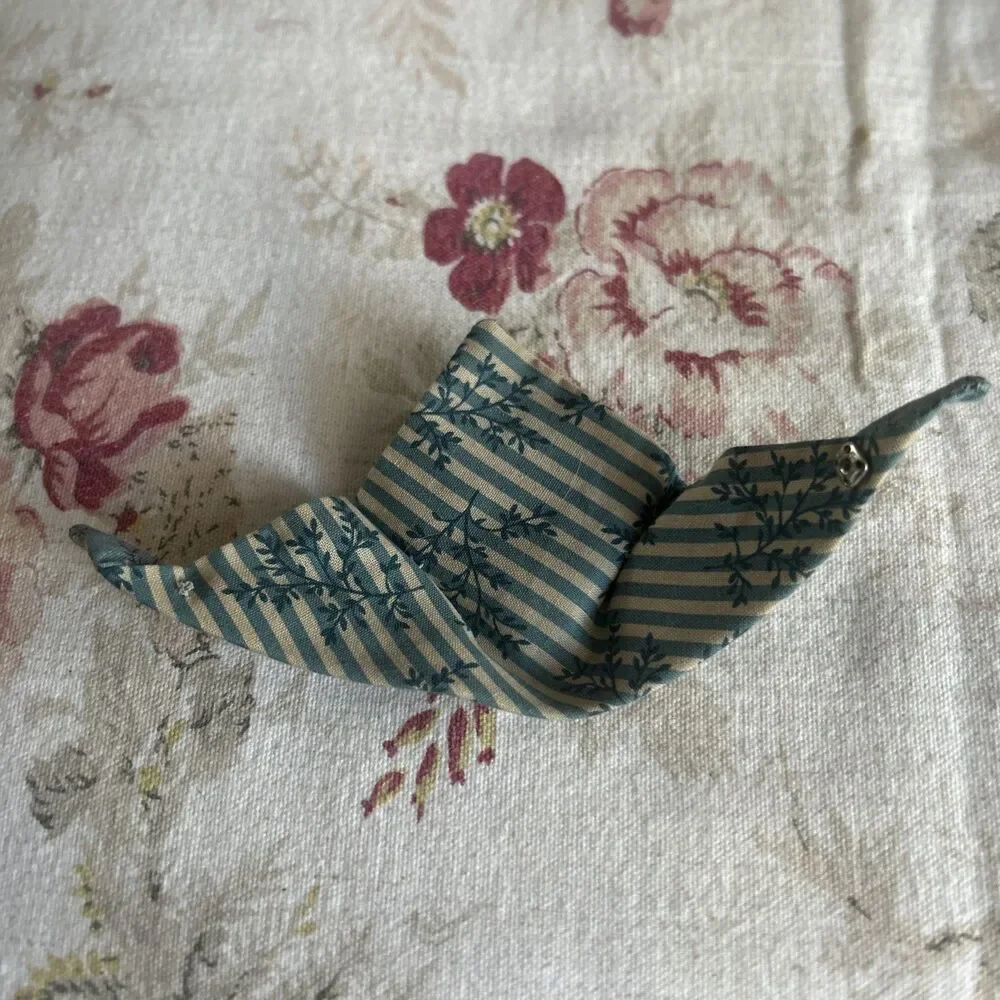 Hankerchief hearband for a 5 inch doll head Blue And White  10 Inch Doll?